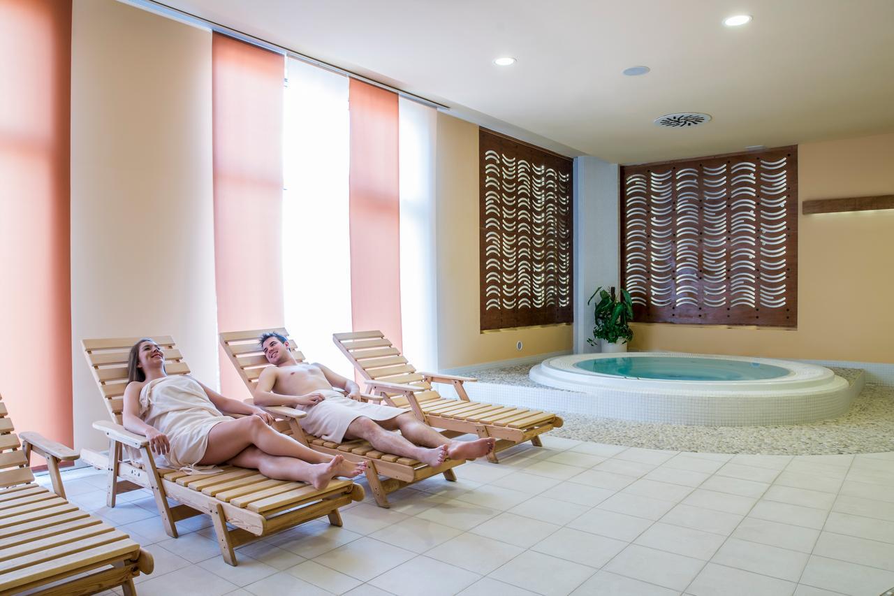 Hotel Jana Přerov Dış mekan fotoğraf