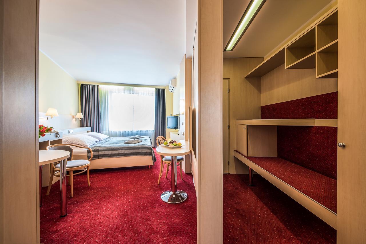 Hotel Jana Přerov Dış mekan fotoğraf