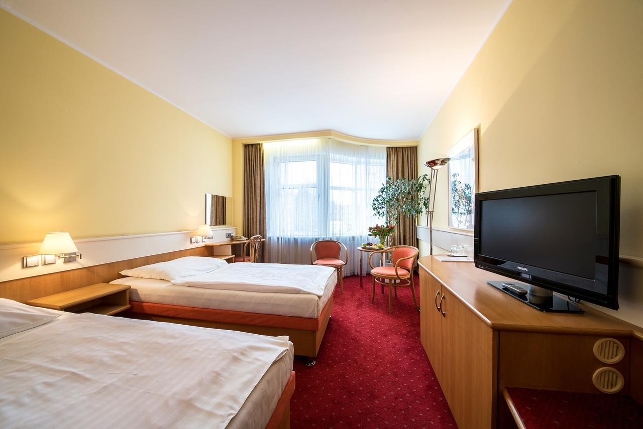 Hotel Jana Přerov Dış mekan fotoğraf