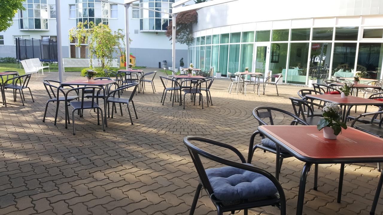 Hotel Jana Přerov Dış mekan fotoğraf
