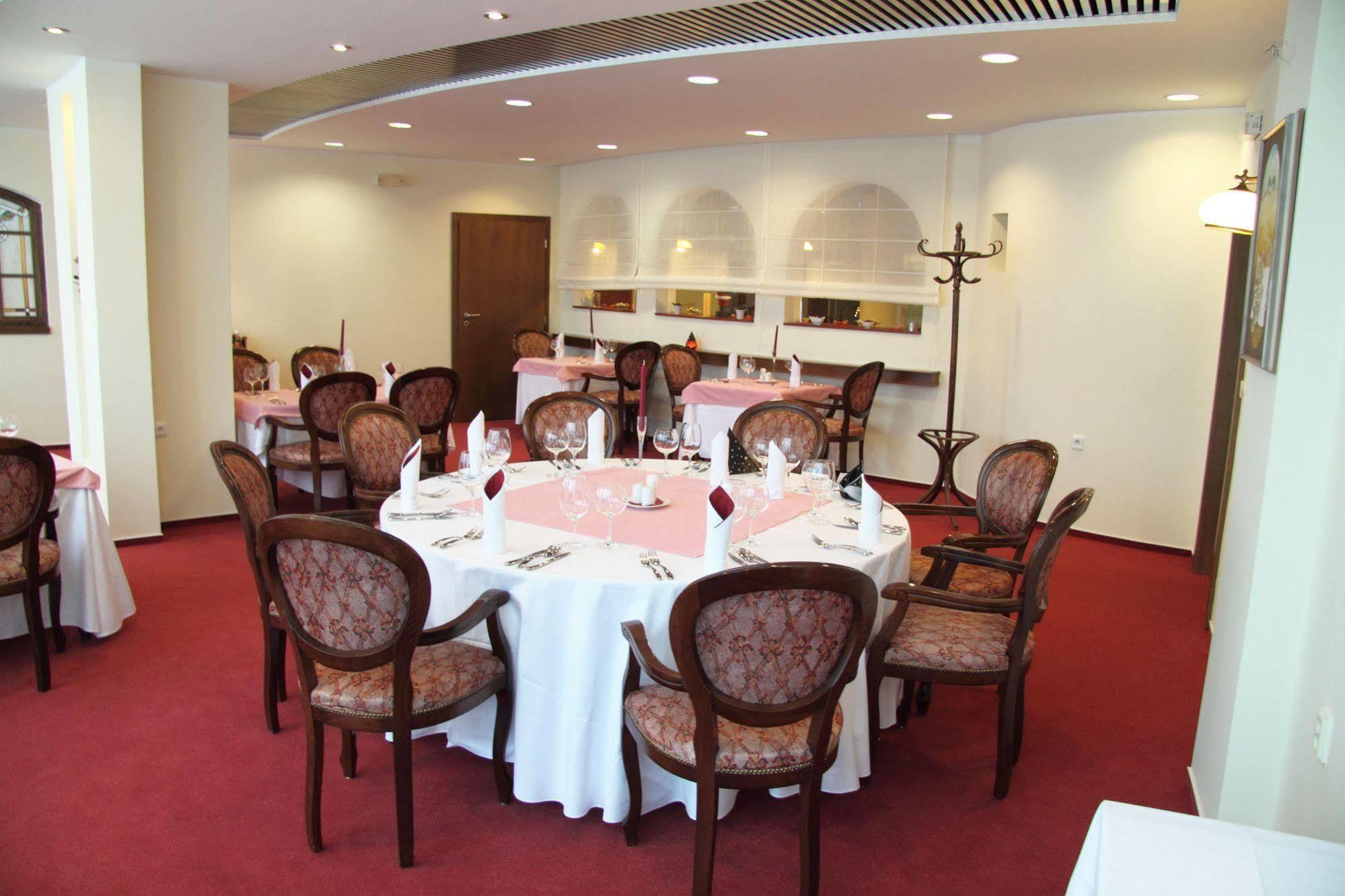 Hotel Jana Přerov Dış mekan fotoğraf