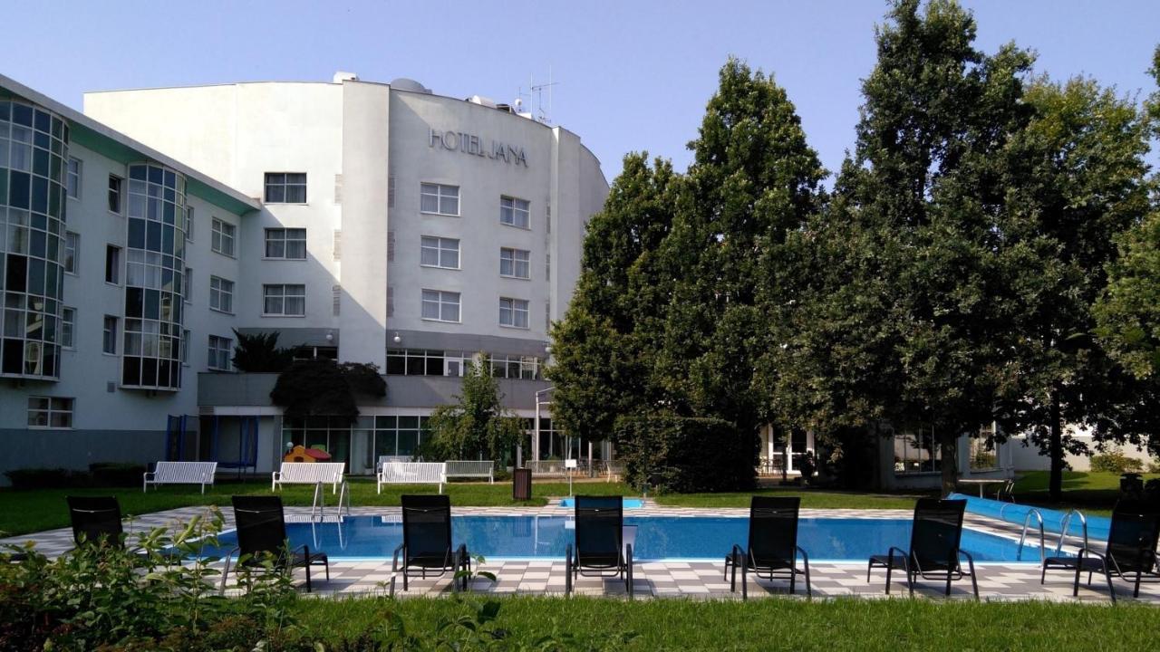 Hotel Jana Přerov Dış mekan fotoğraf